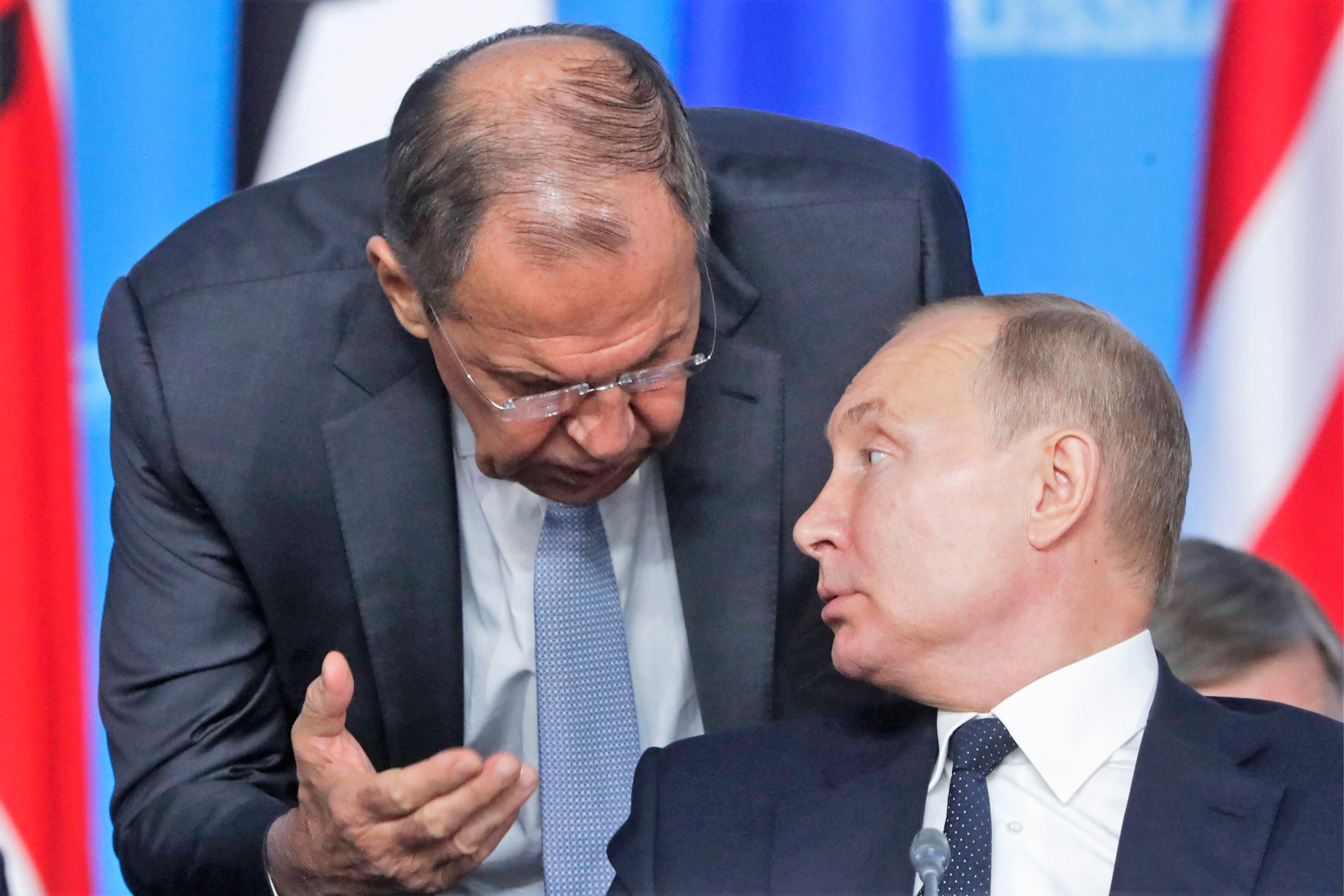 Putin Kritiker und Schachlegende Karpow im Koma! War es ein Attentat weil er gegen Putin ist?