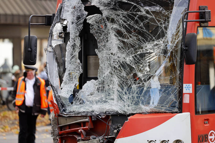 Betrunkener Busfahrer versetzt Fahrgäste in Angst und Schrecken