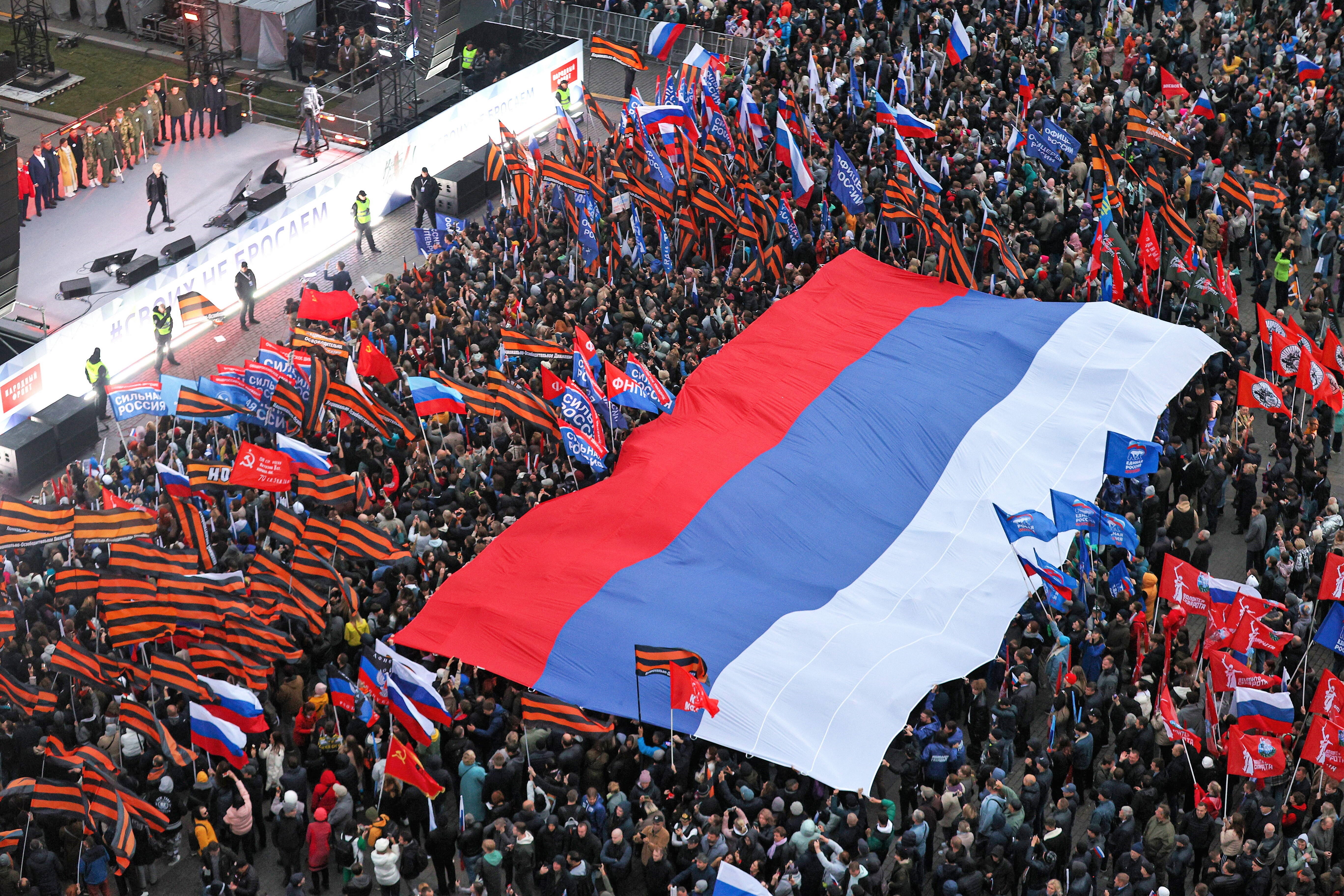Revolution in Russland! Putin muss Umsturz fürchten! Geheimdienst warnt warnt vor einem Putsch!