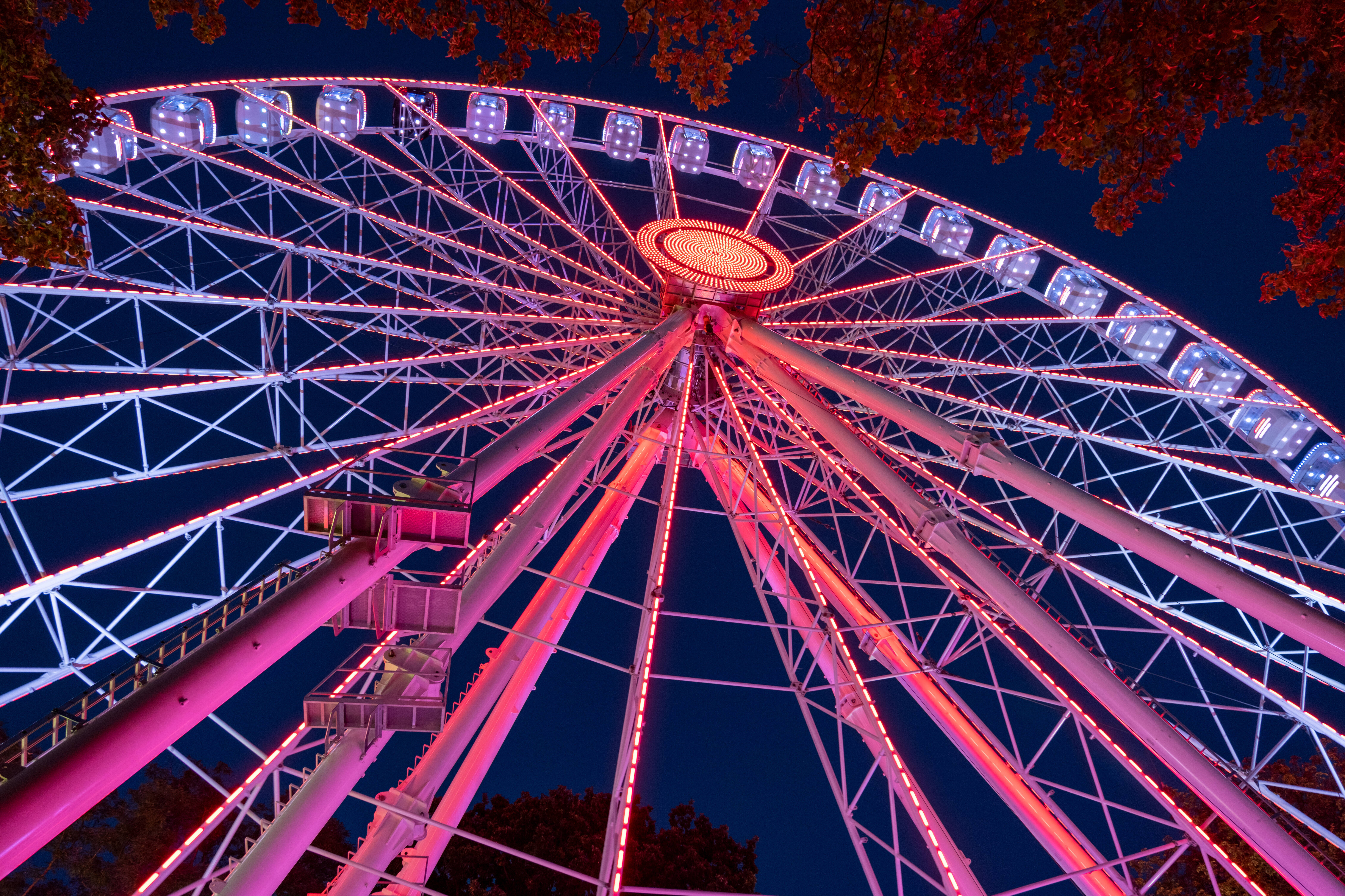 Tödliches Drama im Freizeitpark - 13-jährige Schülerin nach Unfall gestorben!