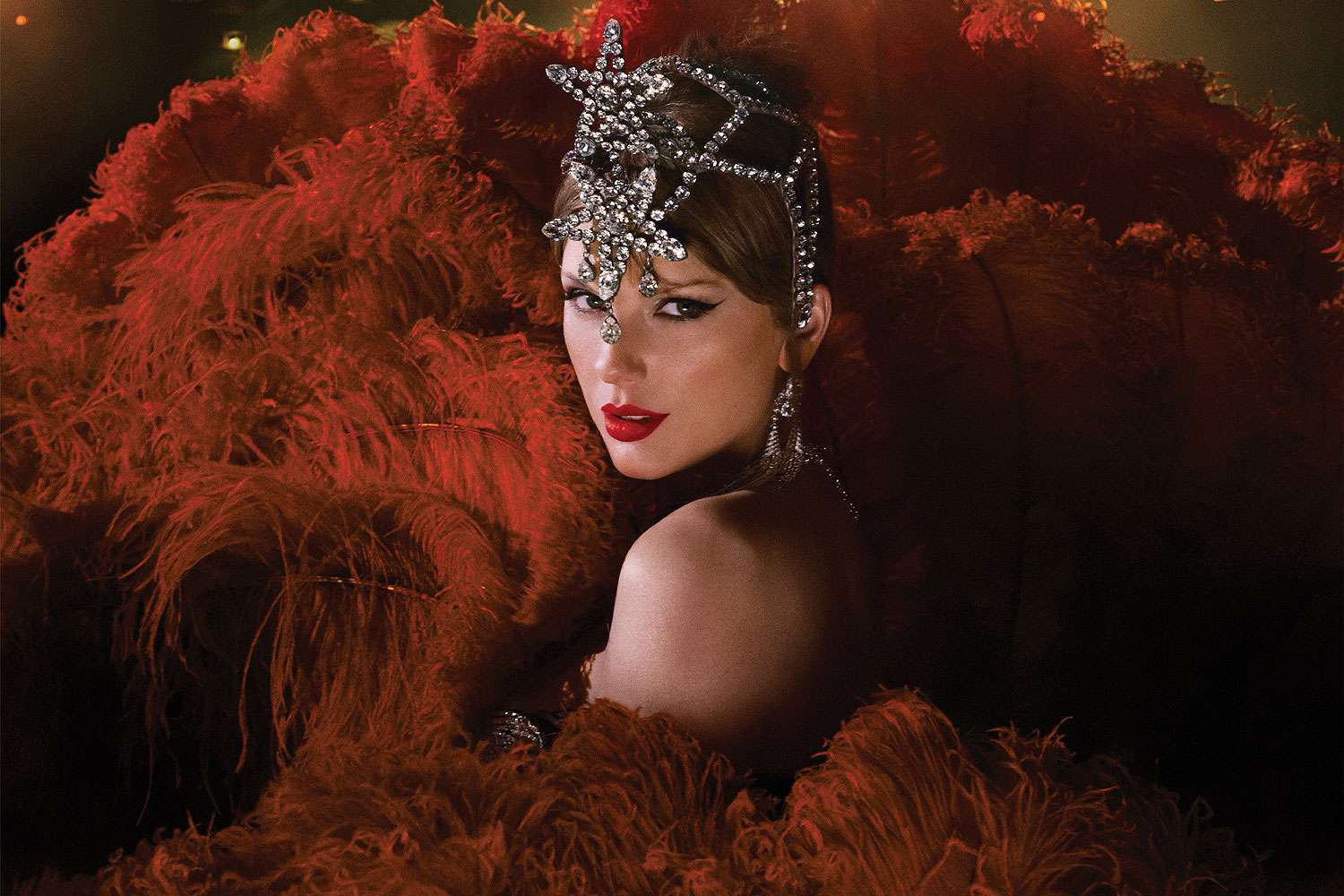 Taylor Swift Faces Trademark Clash with Former Showgirl — The Truth Behind the Suit