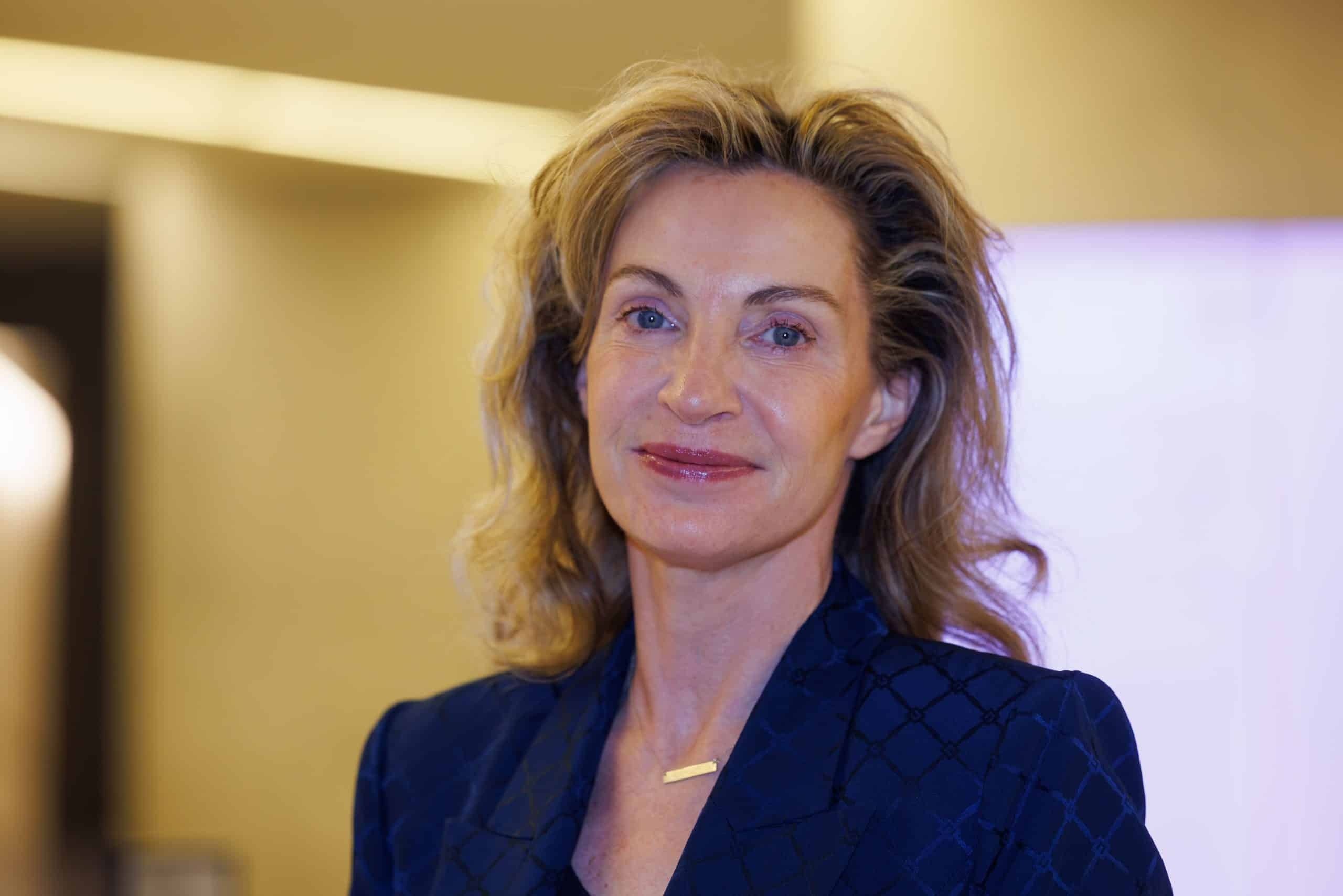 Astrid Holleeder doorbreekt stilte: haar kleindochter gaf haar de moed