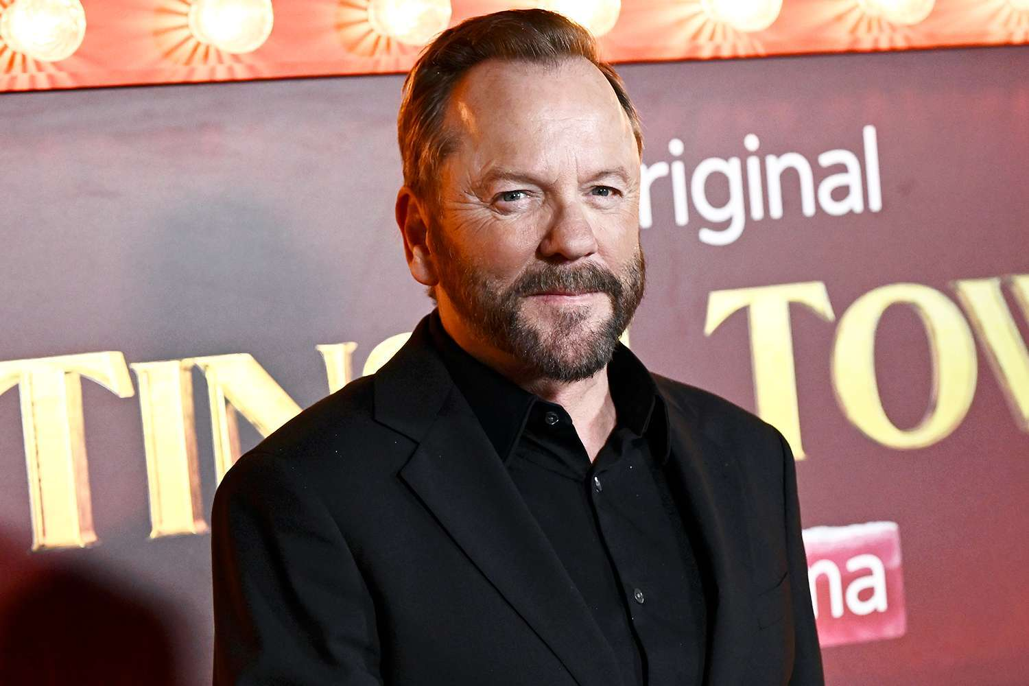 Kiefer Sutherland Cancels U.S. Tour After 'Very Low' Ticket Sales — Fans React