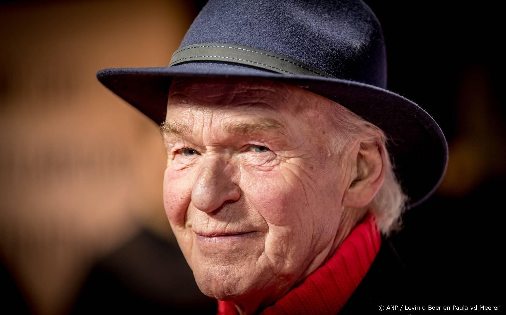 Peter Faber (82) overleden: een rijk carrière en een laatste afscheid in Amsterdam-Noord