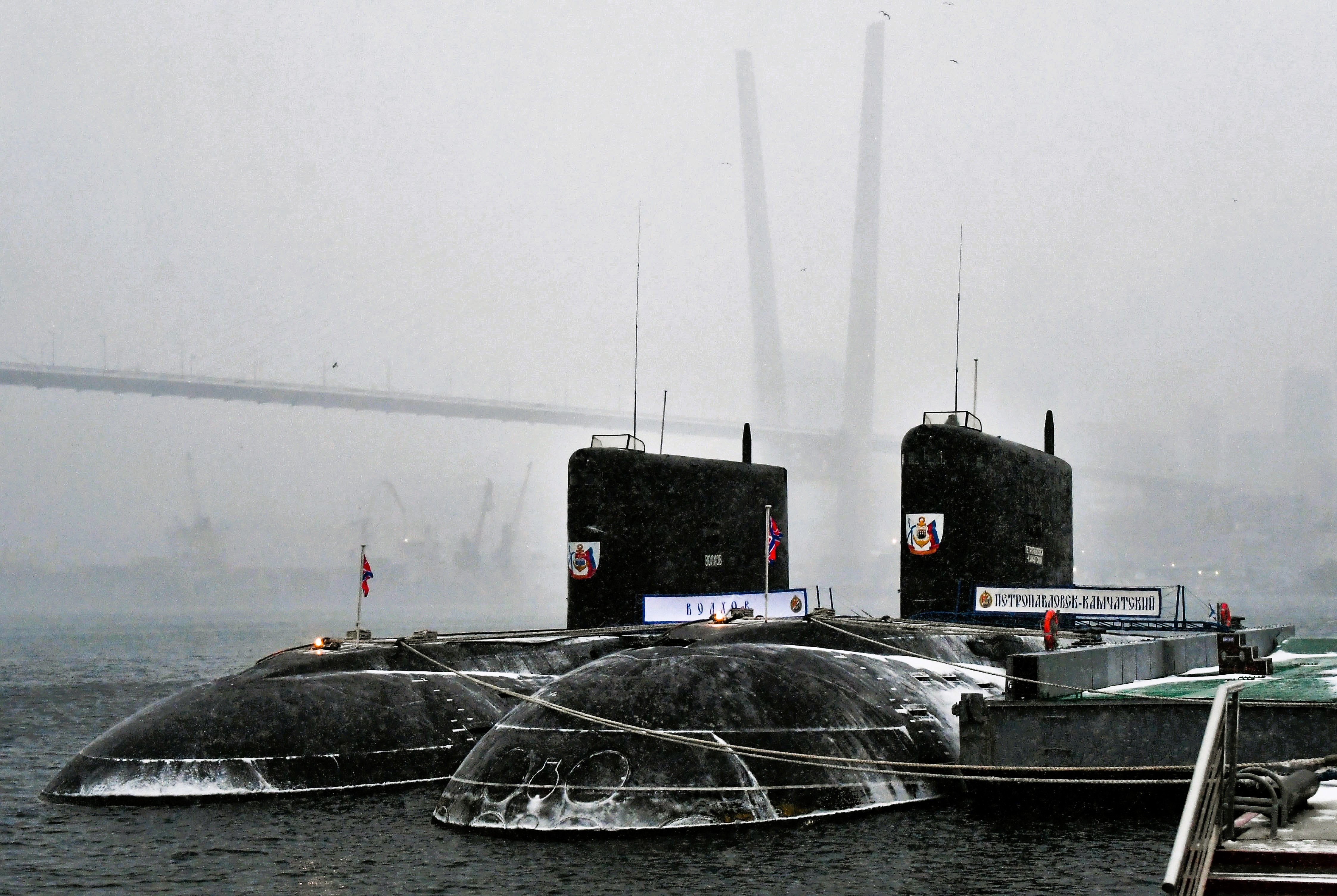 Russische Flotte läuft mit Atomwaffen bestückt aus - Ziel unbekannt! Norwegischer Geheimdienst warnt!!